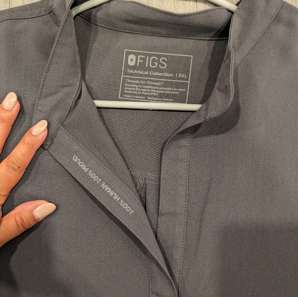 Figs Special Edition Pride Grey Scrubs XXL Set